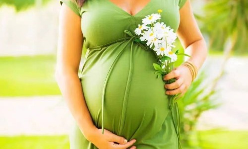 孕妇四个月肚子疼是什么原因-孕妇四个月有一粒血粒网四个月孕妇吃什么对胎儿好知识网站,分享孕妇四个月肚子疼是什么原因大全